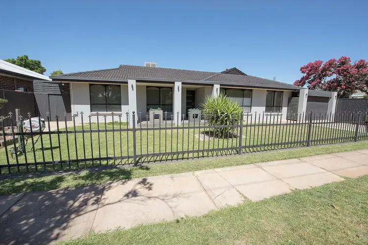 175 Stradbroke Avenue, Swan Hill VIC 3585