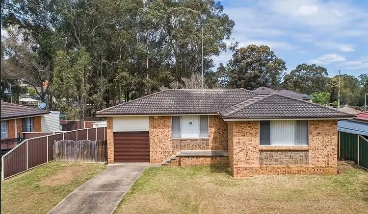 24 Woodgate Crescent, Cranebrook NSW 2749