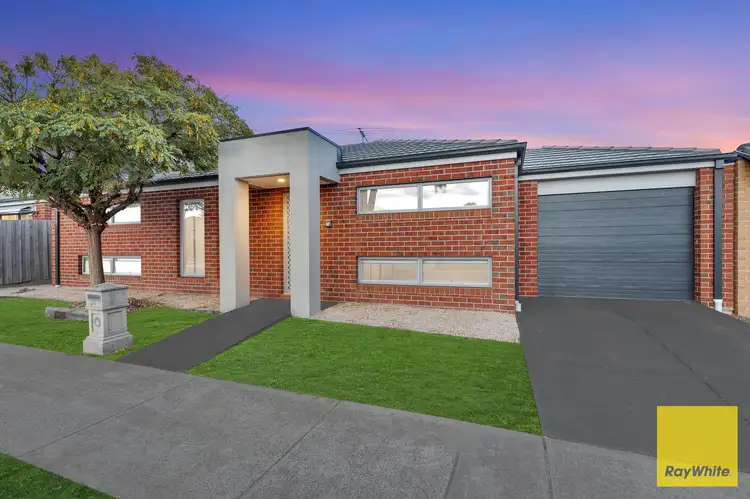 Second view of Homely house listing, 18A Greenleaf Circuit, Tarneit VIC 3029