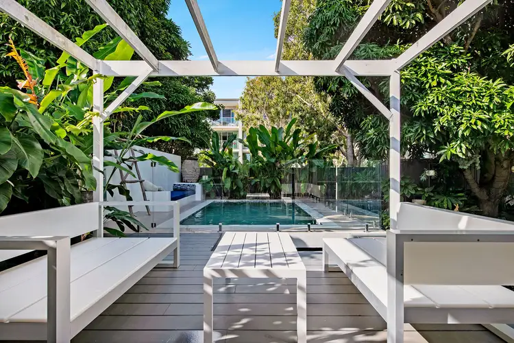 5 Star Avenue, Mermaid Beach QLD 4218