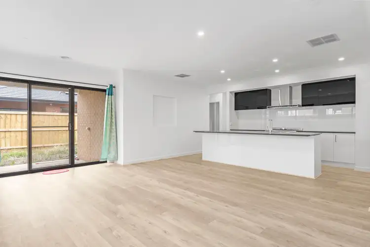 Second view of Homely house listing, 7 Camini Grove, Truganina VIC 3029