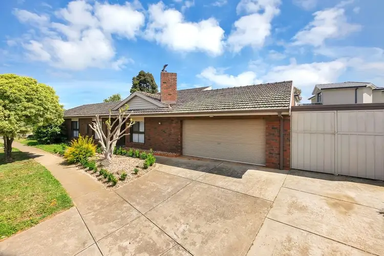 Main view of Homely house listing, 2 Moubray Court, Werribee VIC 3030