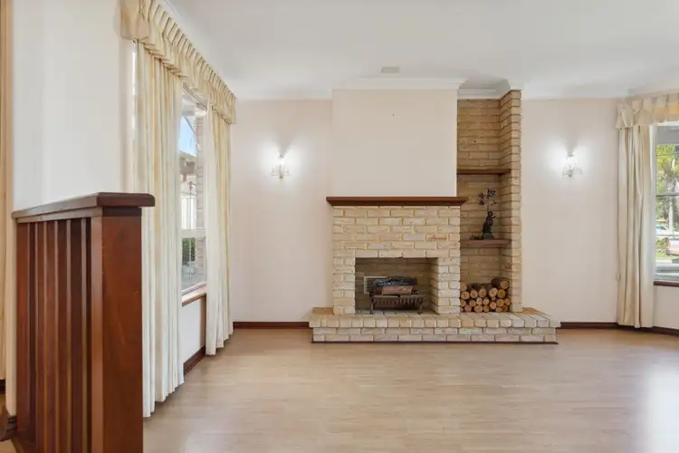 Sixth view of Homely house listing, 39 Lakeshore Close, Ballajura WA 6066