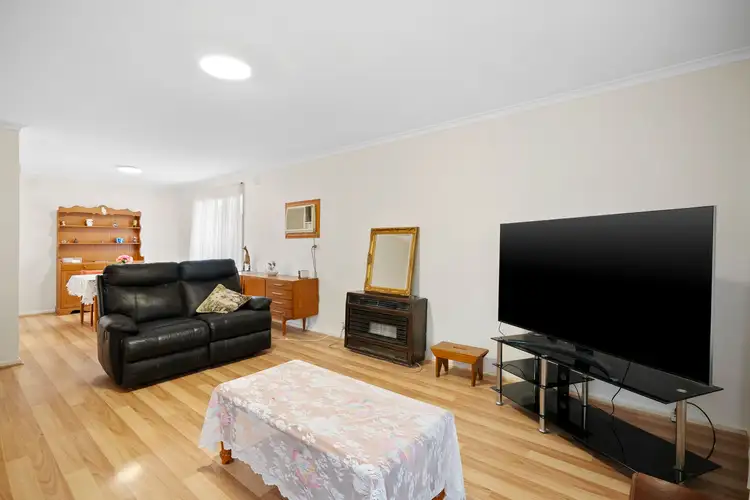 Third view of Homely house listing, 2 Carmen Court, Ringwood VIC 3134