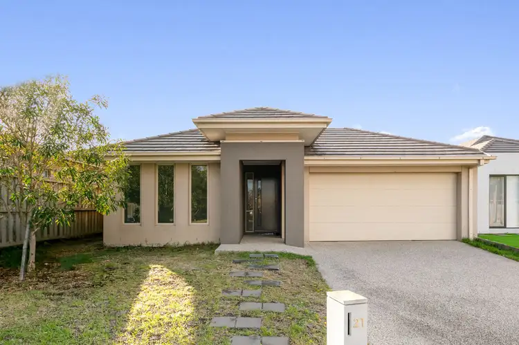 21 Capella Crescent, Williams Landing VIC 3027