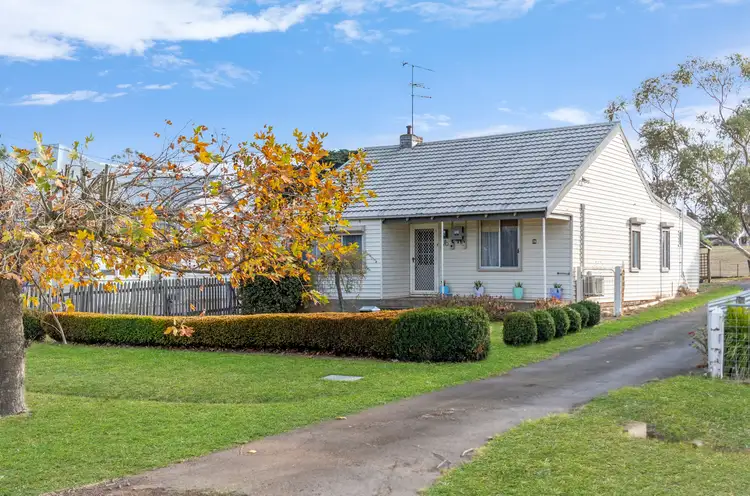 70 Mill Street, Mortlake VIC 3272