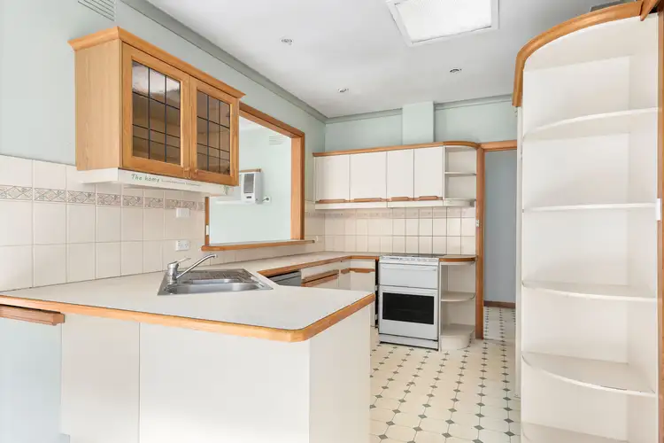 Sixth view of Homely house listing, 6 Raymond Street, Ashwood VIC 3147