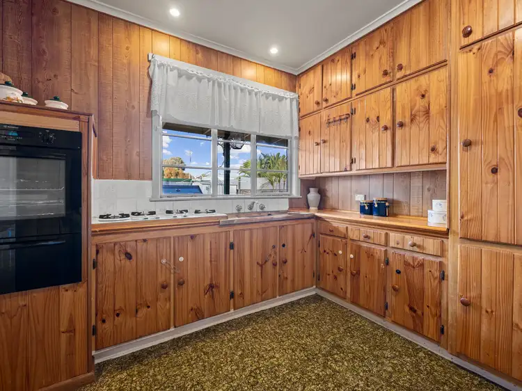 Sixth view of Homely house listing, 15 Royal Avenue, Benalla VIC 3672