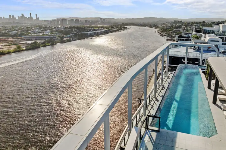 30504/15 Wharf Street, Hamilton QLD 4007