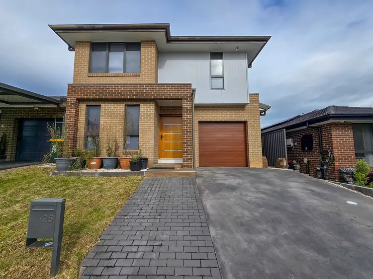 25 Wallarah Circuit, Gregory Hills NSW 2557