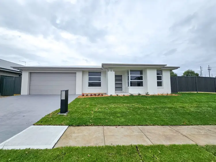 25 Mcgregor Way, Spring Farm NSW 2570