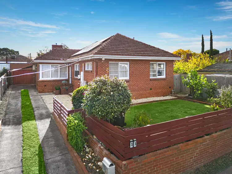 33 Wandoo Avenue, Clarinda VIC 3169