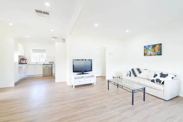 27 Grenfell Street, Forbes NSW 2871