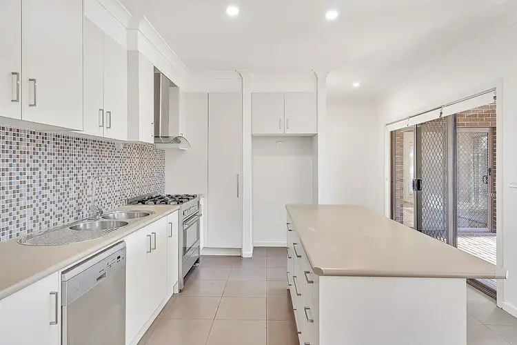 Fifth view of Homely house listing, 1 Currumbin Link, Craigieburn VIC 3064