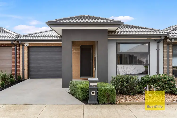39 Barbra Drive, Charlemont VIC 3217