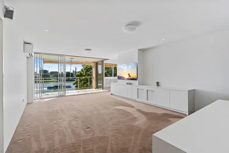 10/82 Sandford Street, St Lucia QLD 4067