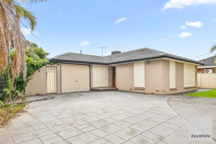 19 Aycliffe Drive, Deer Park VIC 3023