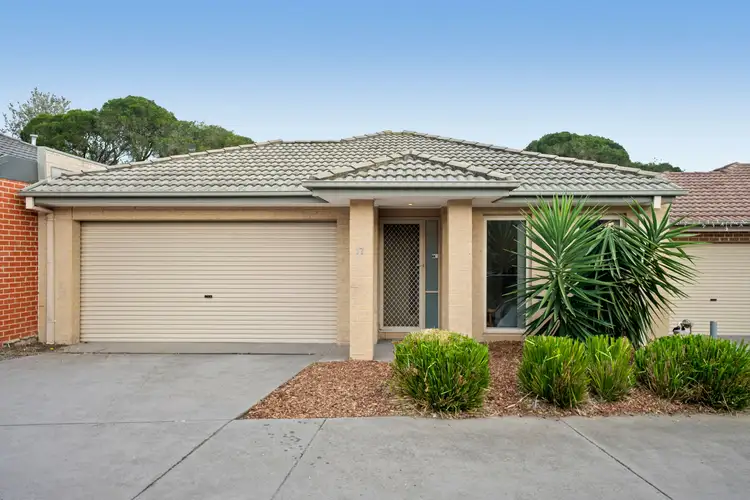 17/105 McMahons Road, Frankston VIC 3199