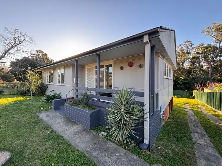31 Leonard Street, Bomaderry NSW 2541