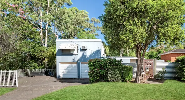 18 Raymond Avenue, Campbelltown NSW 2560