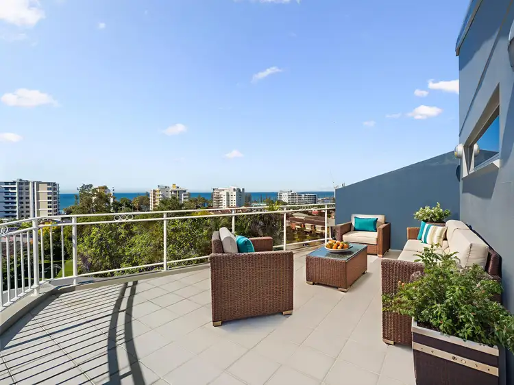 19/13 Louis Street, Redcliffe QLD 4020
