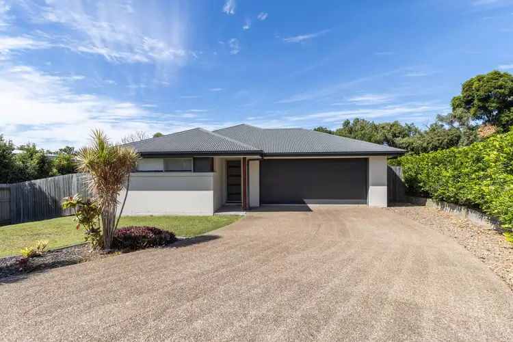 19 Steel Street, Nikenbah QLD 4655