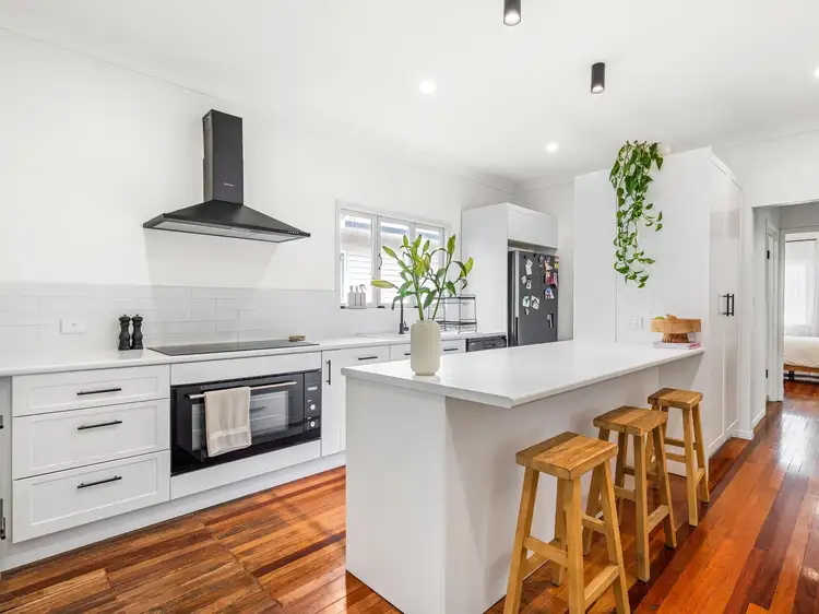 92 Lindwall Street, Upper Mount Gravatt QLD 4122
