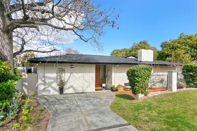 32 Goldsmith Road, Dalkeith WA 6009