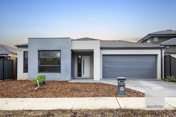 15 Infinity Drive, Fraser Rise VIC 3336