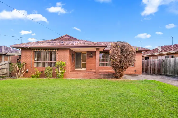 17 Hall Road