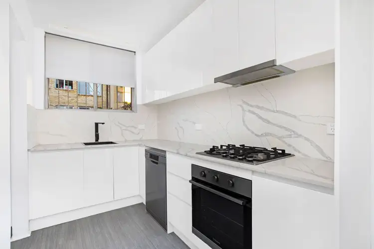 Main view of Homely apartment listing, 2/283 Gardeners Road, Eastlakes NSW 2018