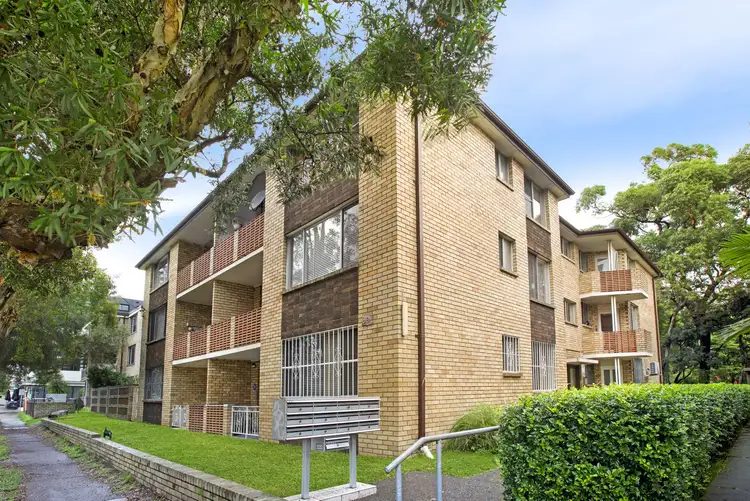 Third view of Homely apartment listing, 2/283 Gardeners Road, Eastlakes NSW 2018
