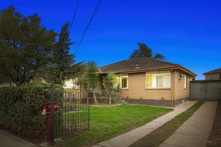 18 Regal Avenue