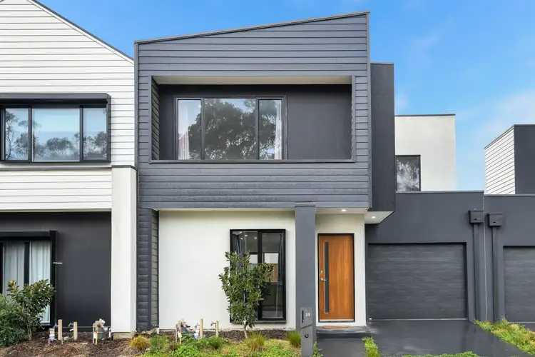 39 Matchett Drive, Clyde VIC 3978