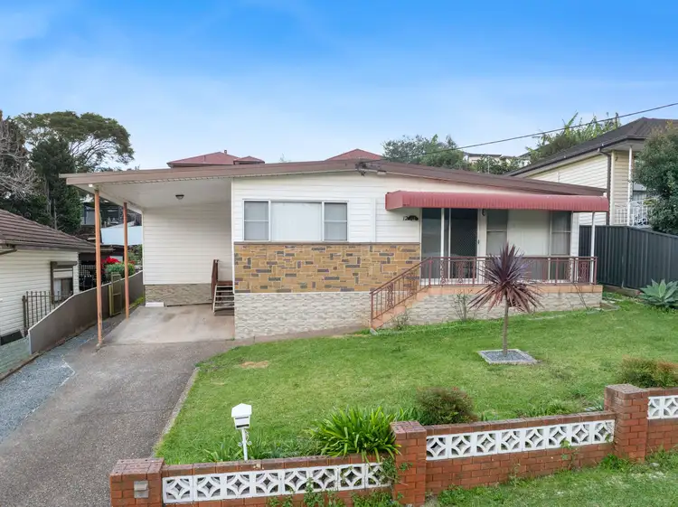 12 Barbara Avenue, Warrawong NSW 2502