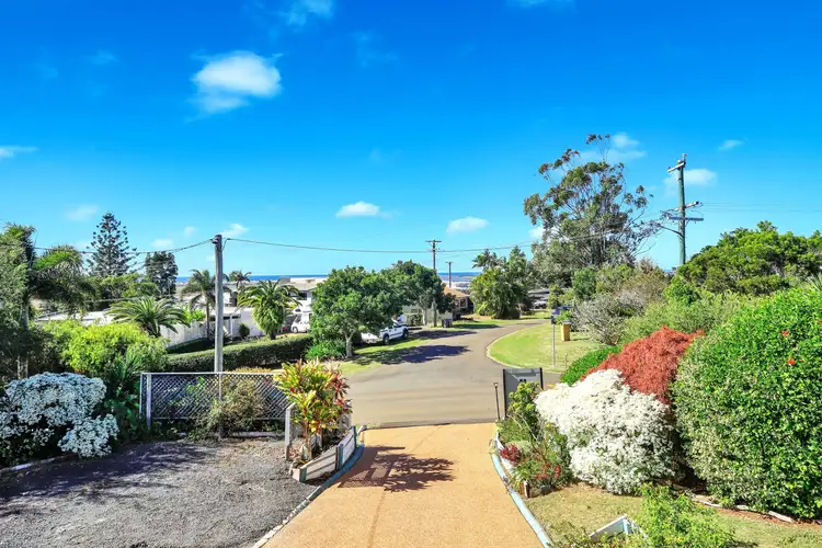Fourth view of Homely house listing, 17 Grotherr Street, Qunaba QLD 4670