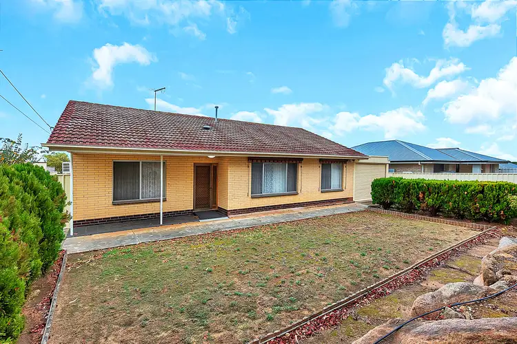 9 Twin Street, Northfield SA 5085