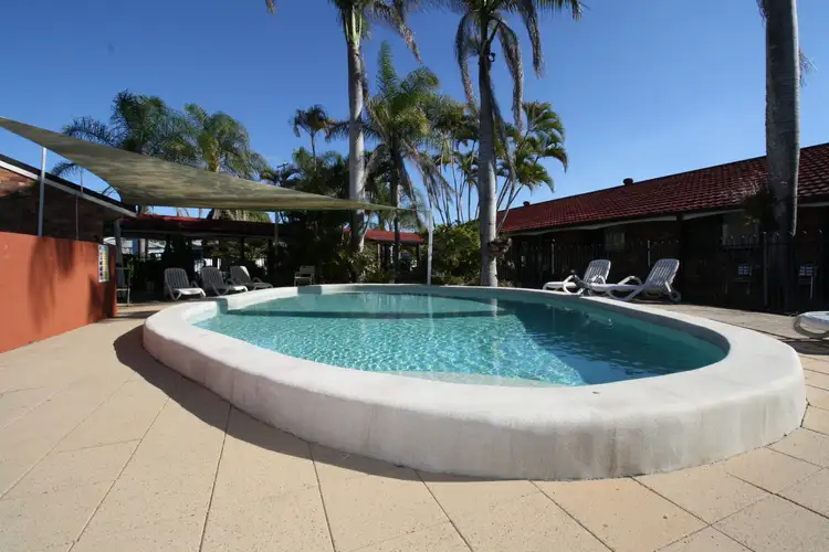 2/92-94 Cypress Street, Torquay QLD 4655