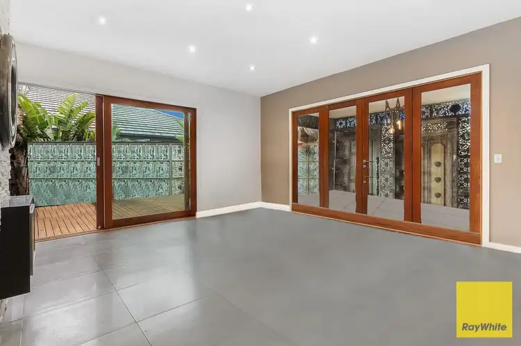 Third view of Homely house listing, 5 Lighthouse Point Close, Point Cook VIC 3030