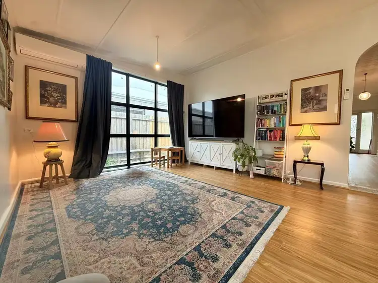 43 Pine Street, Reservoir VIC 3073