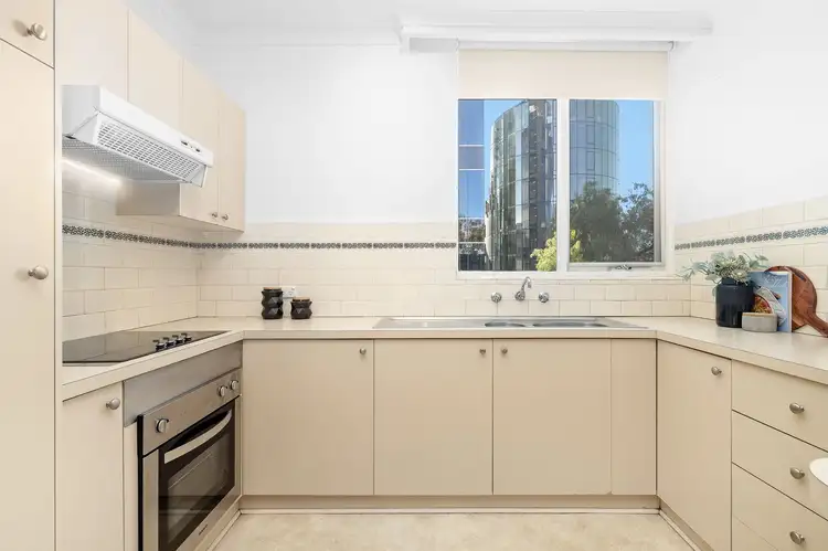 Fifth view of Homely apartment listing, 22/K1 Raleigh Street, Windsor VIC 3181