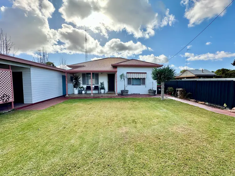 11 Pigeon Flat Road, Bordertown SA 5268
