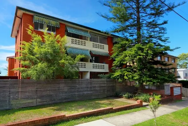 1/11 St Albans Road, Kingsgrove NSW 2208