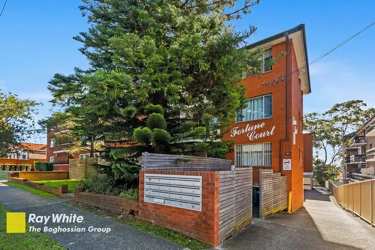 1/11 St Albans Road, Kingsgrove NSW 2208
