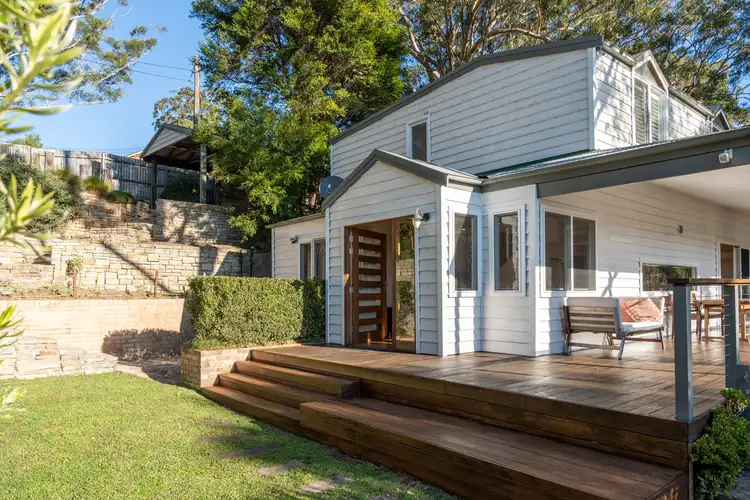 130 The Crescent, Helensburgh NSW 2508