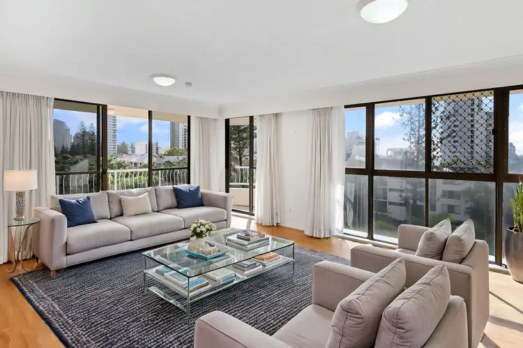 17/121 Surf Parade, Broadbeach QLD 4218