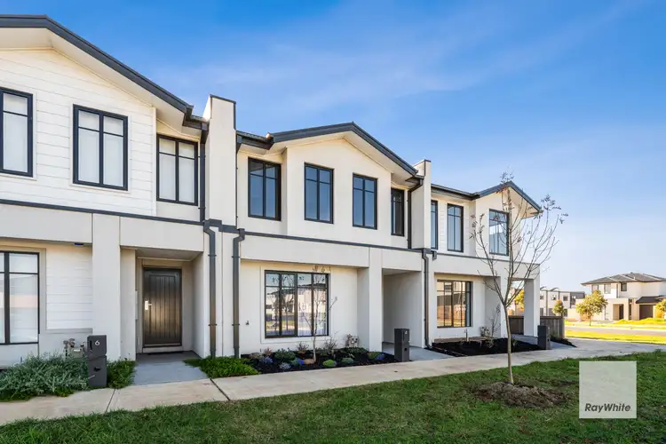 4 Coopworth Way, Rockbank VIC 3335