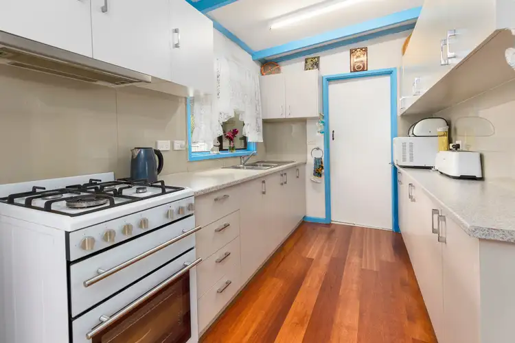11 Broadway, Capel Sound VIC 3940
