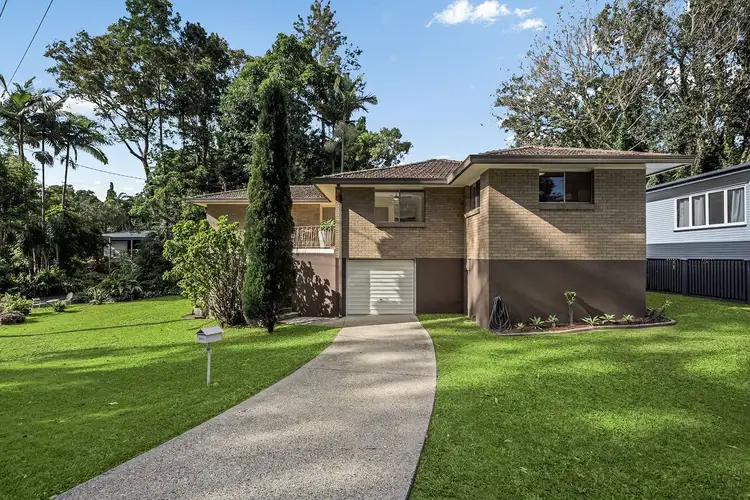 94 Sutling Street, Chapel Hill QLD 4069