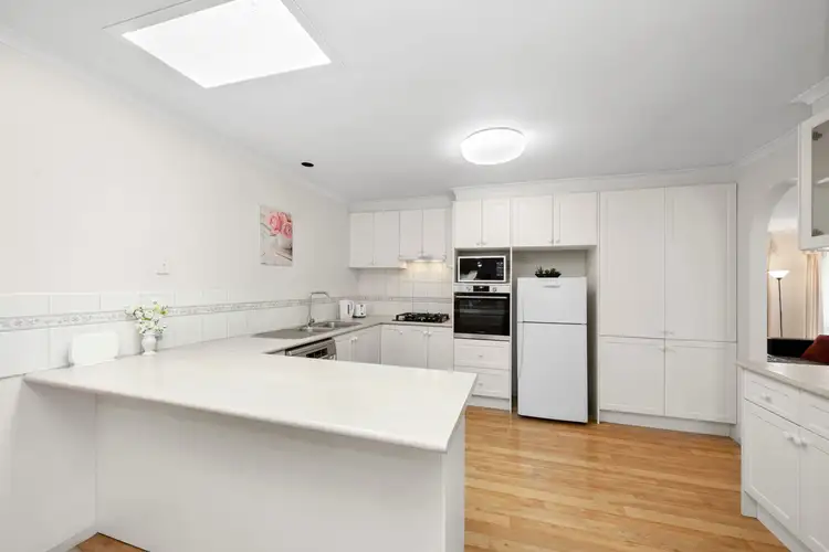 Second view of Homely house listing, 7 Lambruk Court, Kennington VIC 3550